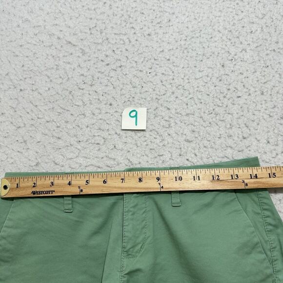 Old Navy Women's 0 Flat Front 3" Inseam Chino Shorts Green Low Rise - Picture 9 of 11